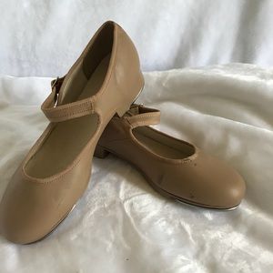 Tap dance shoes beige